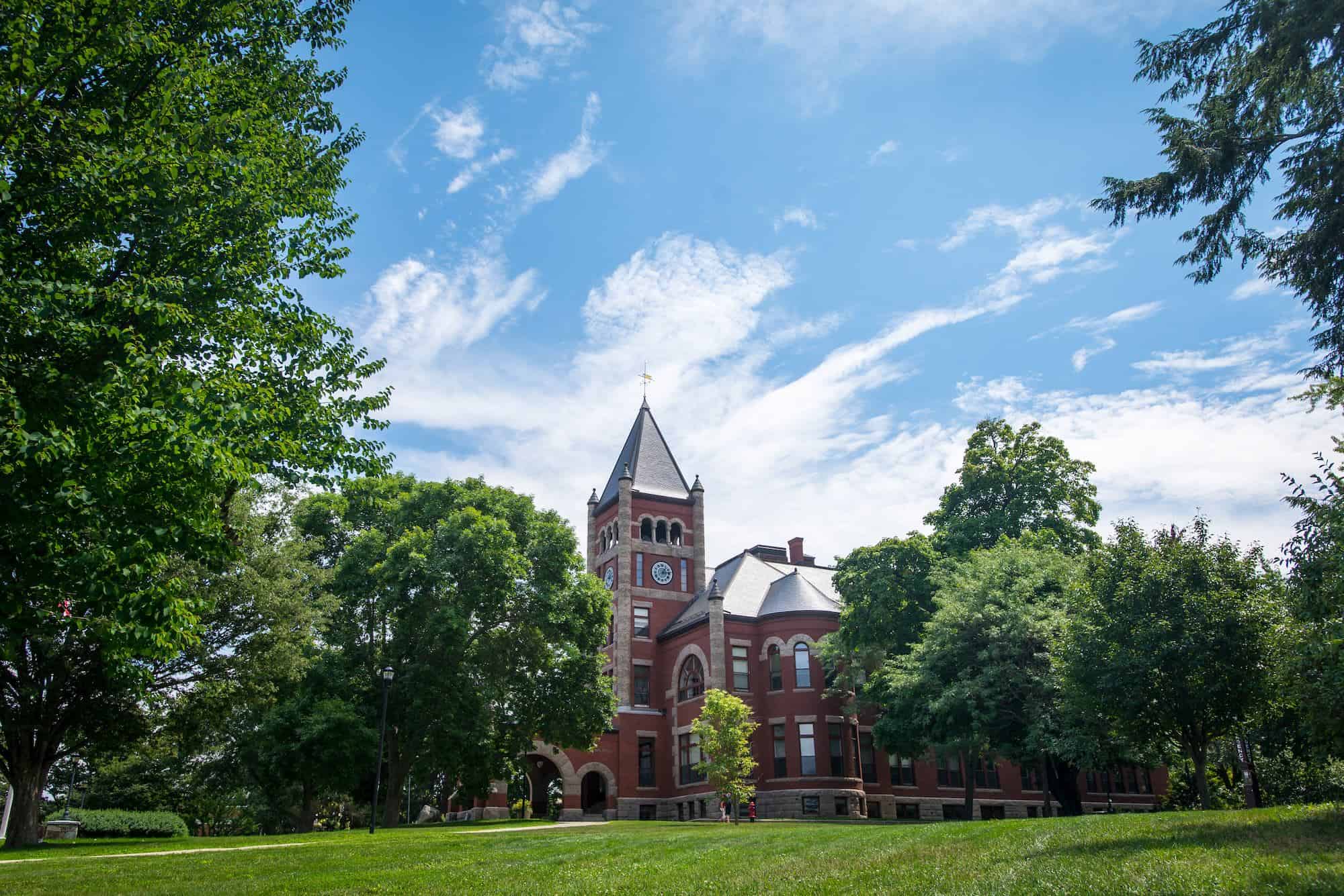 University of New Hampshire-Main Campus | Traditional School