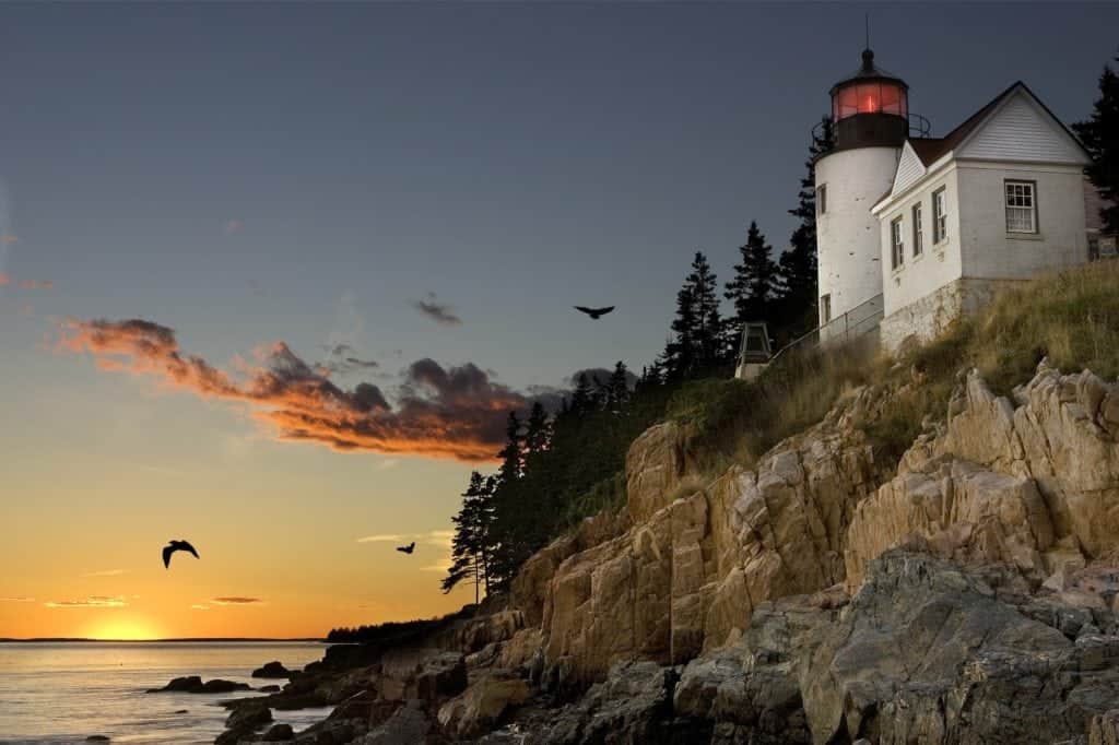 lighthouse maine