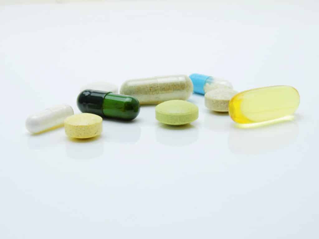 capsules close up drugs 161688