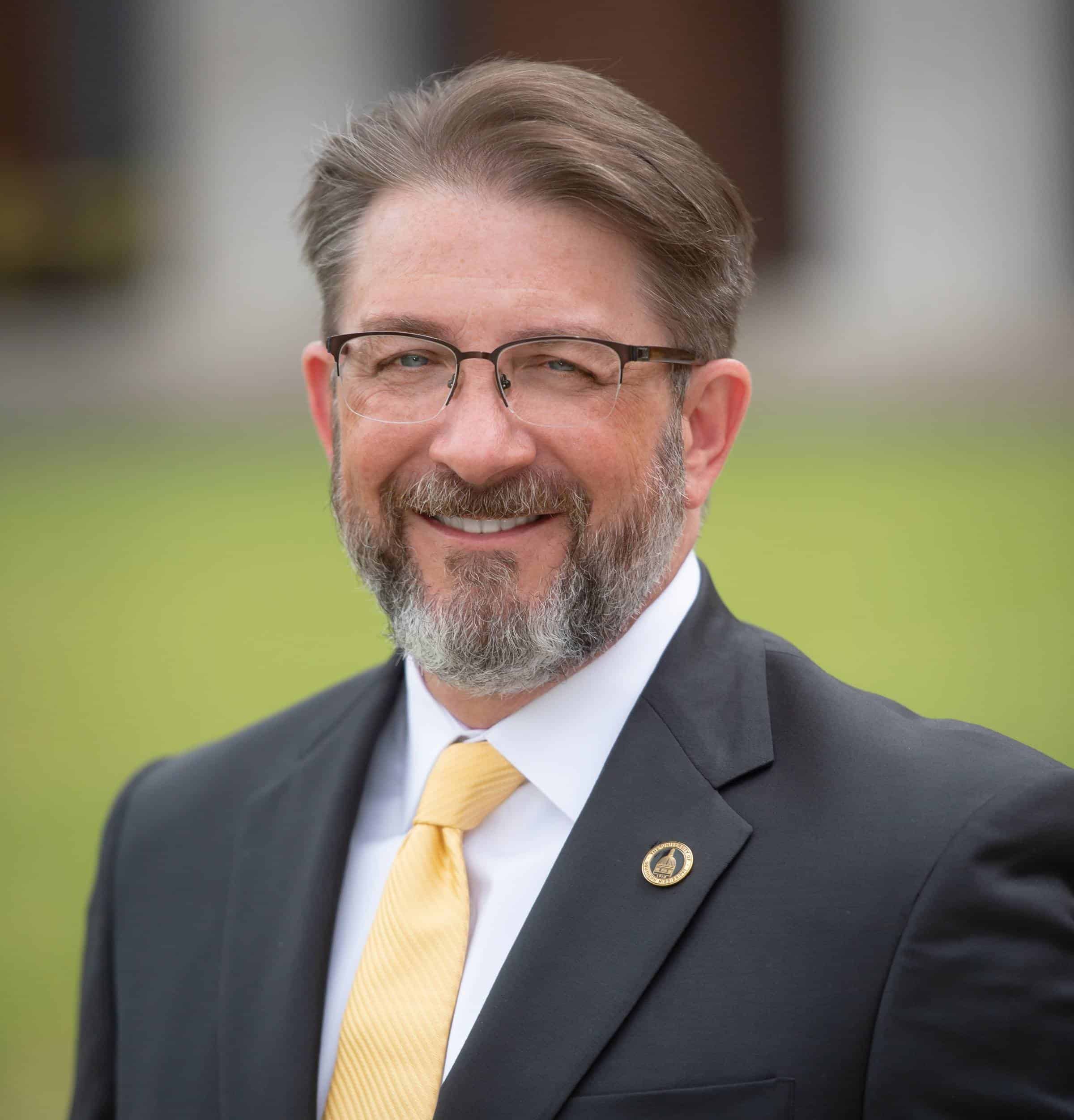 Dr. Becton USM College of Business Economic Development Dean