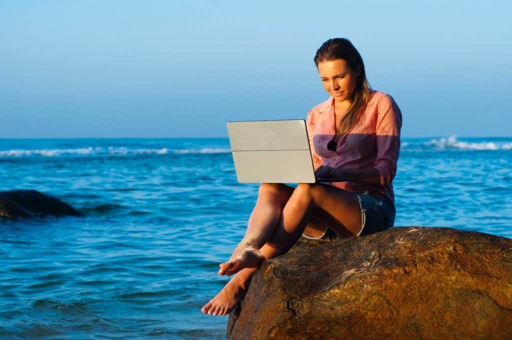 beach lady laptop hawaii
