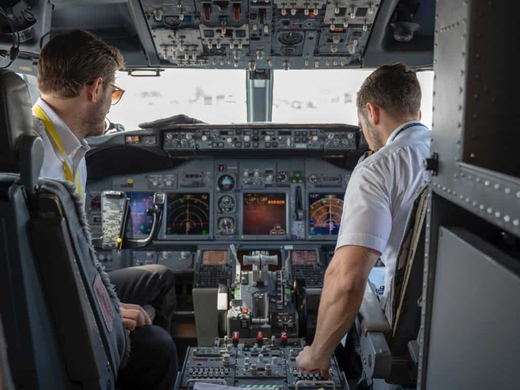 What Planes Can You Fly Without a Pilot's License? - Pilot Institute